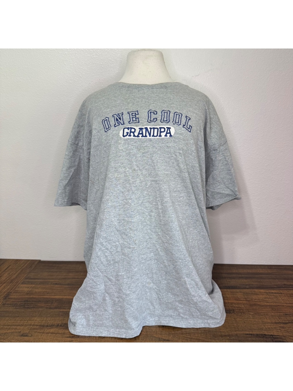 Men's Gray 'One Cool Grandpa' Graphic T-Shirt